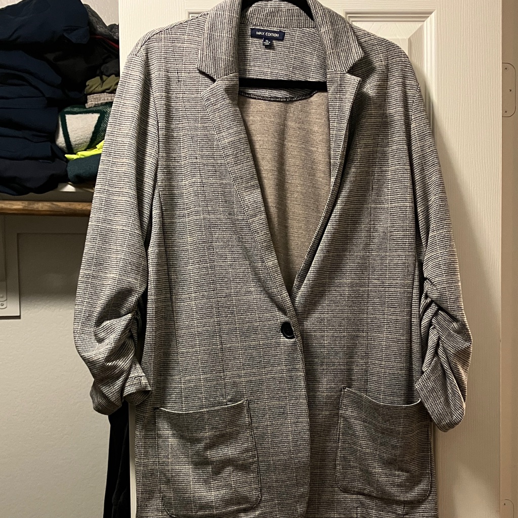 Max Edition Navy And Gray Houndstooth Knit Top